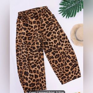Horseshoe style and Leopard Print and cargo style  in one pant? Yes!